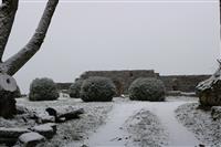 la basse -cour de Thil c.ollart-forteresse de Thil