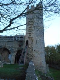 la Tour de l'Auxois Forteresse de Thil ©C. OLLART